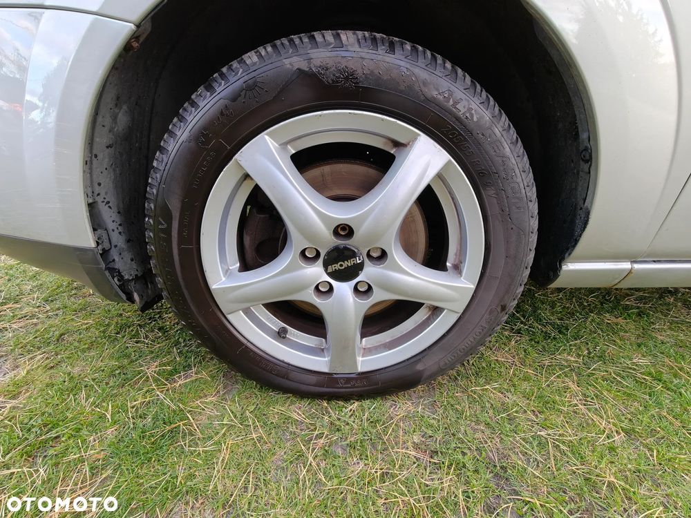 Ford Mondeo - 17