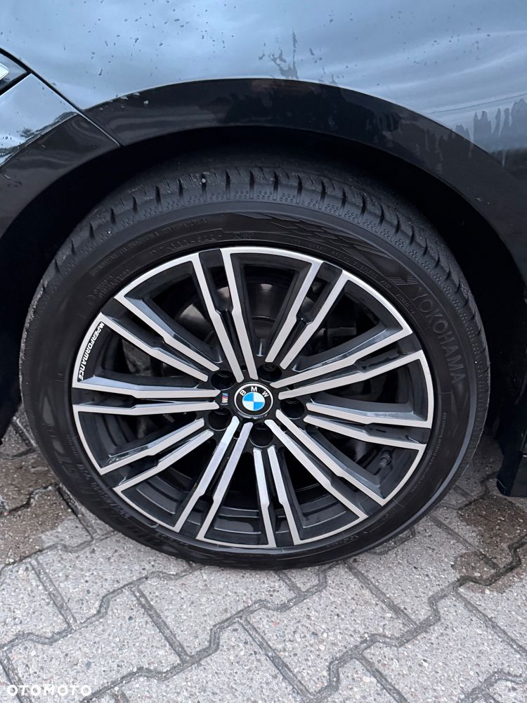 BMW Seria 3 318i - 7
