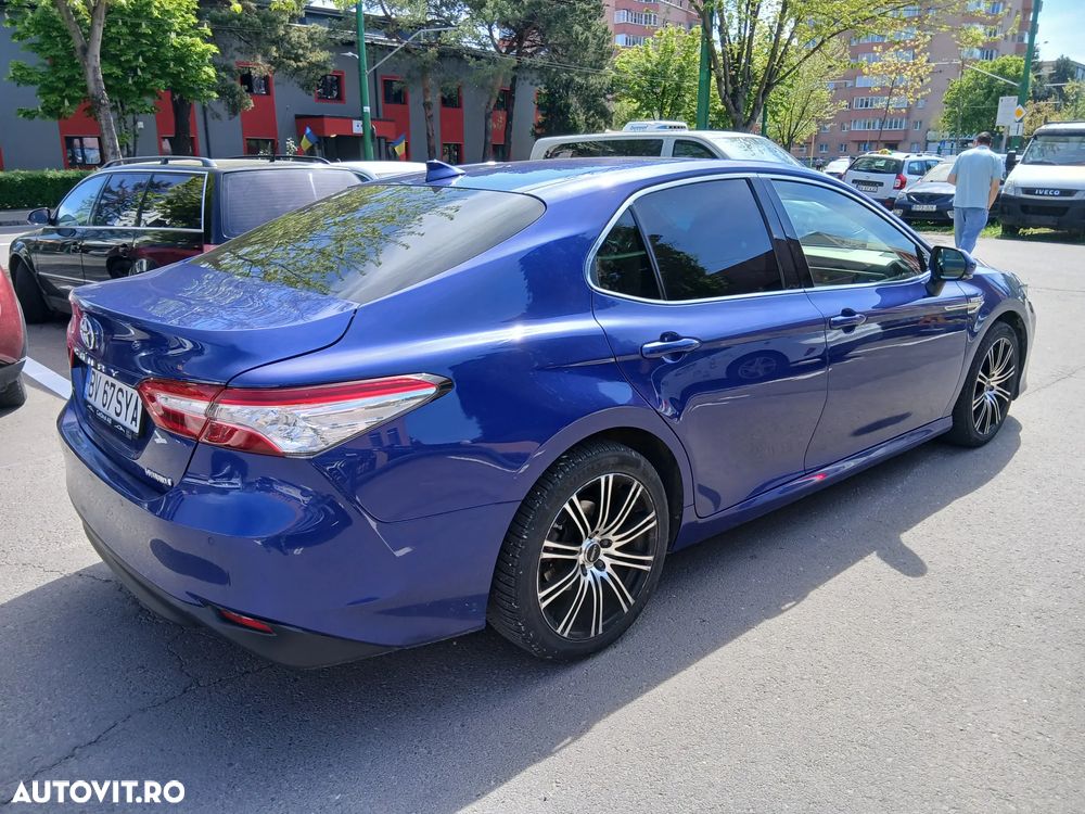 Toyota Camry Business Edition - 3