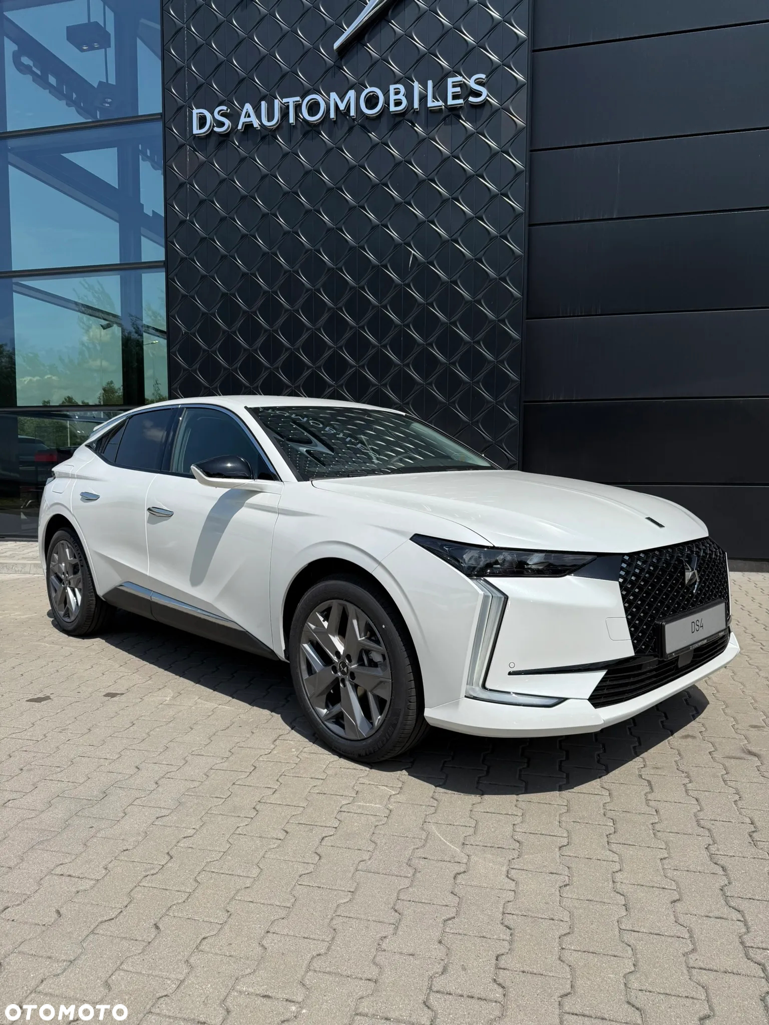 DS Automobiles DS 4 1.2 mHEV 136 Pallas eDCS6 - 2