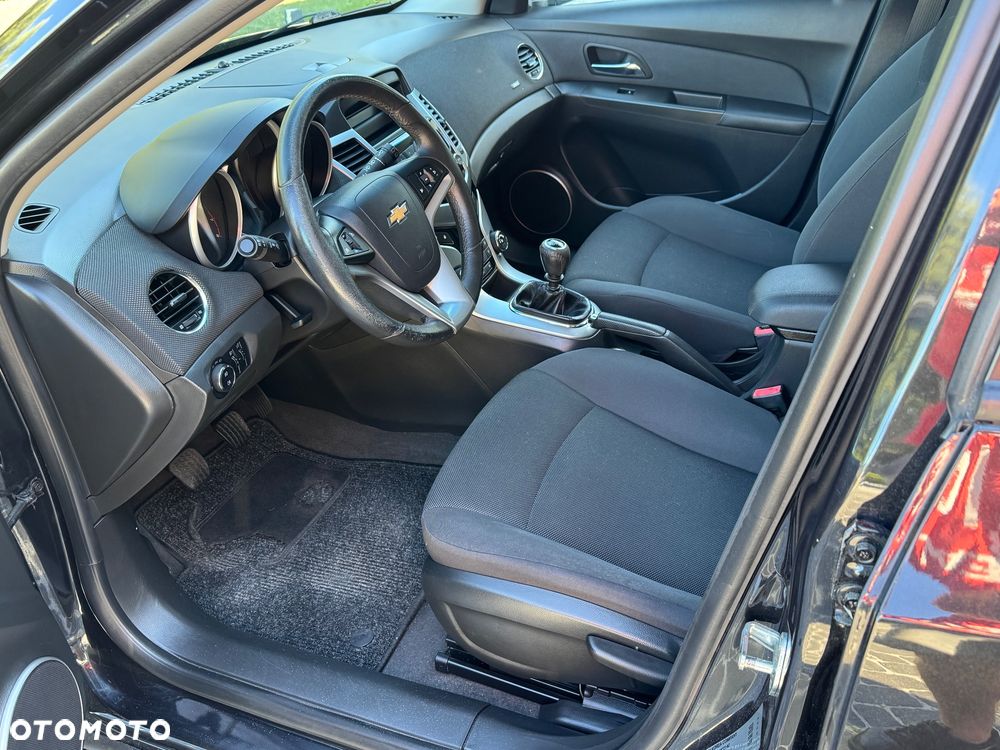 Chevrolet Cruze 1.8 LT - 26