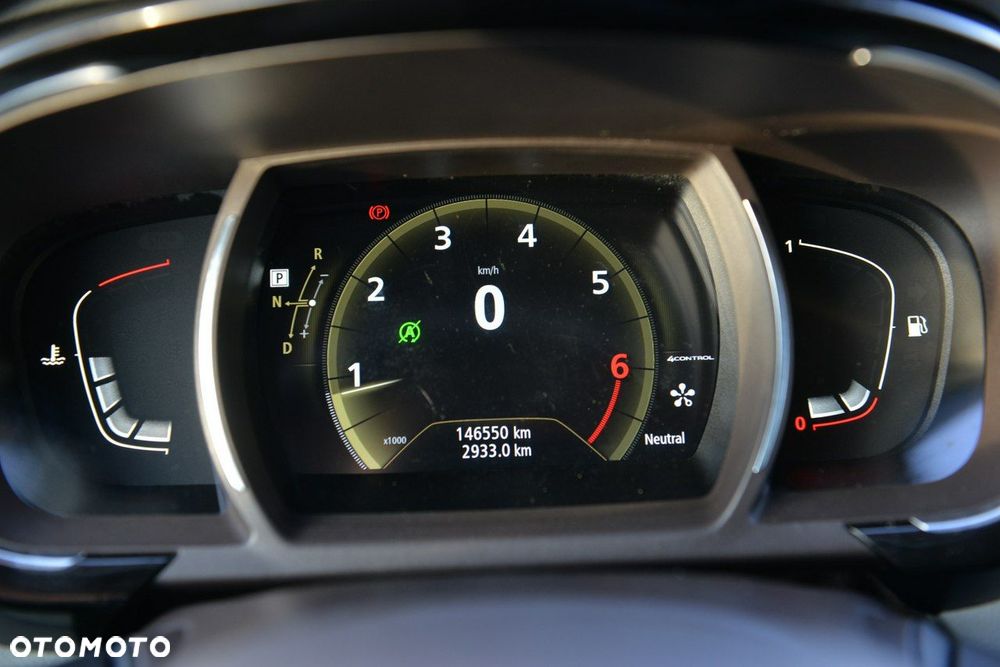 Renault Espace 1.6 TCE Energy Zen EDC 7os - 15