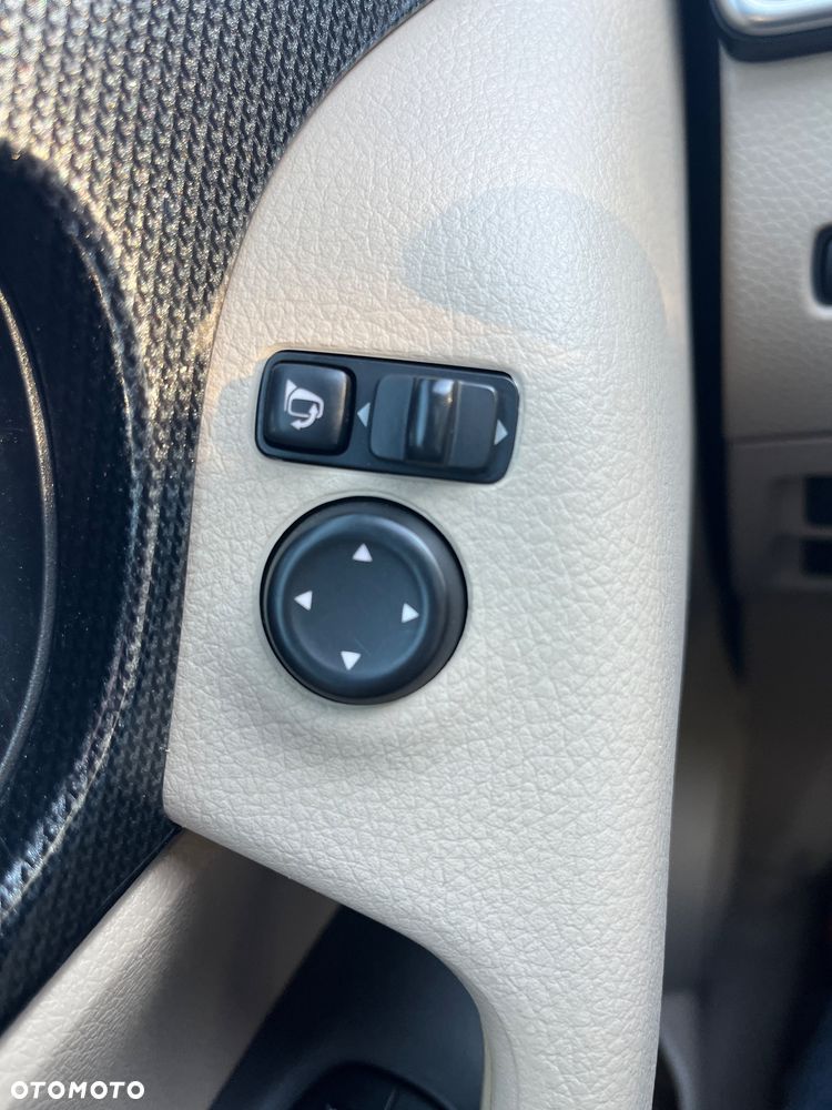 Nissan X-Trail 1.6 DCi Tekna Xtronic 2WD - 30