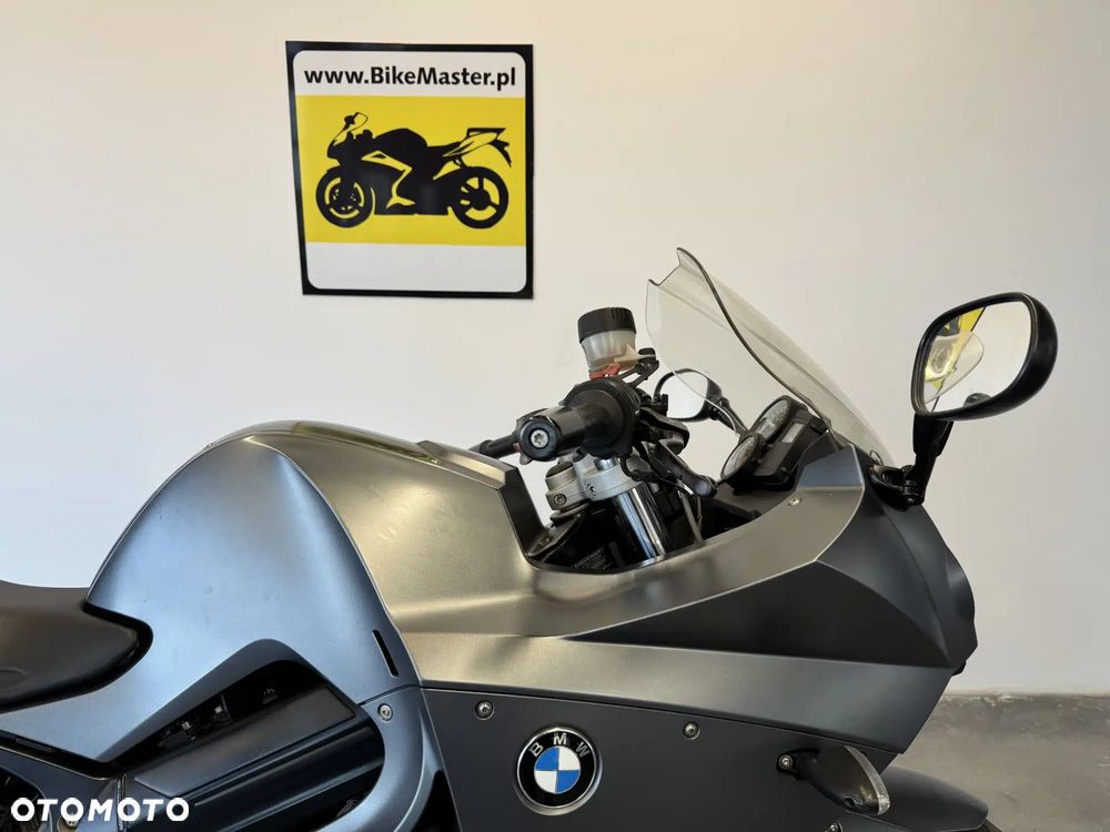 BMW F - 10