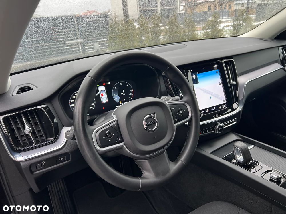 Volvo V60 B4 D Geartronic Momentum Pro - 25