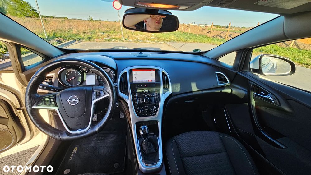 Opel Astra - 26