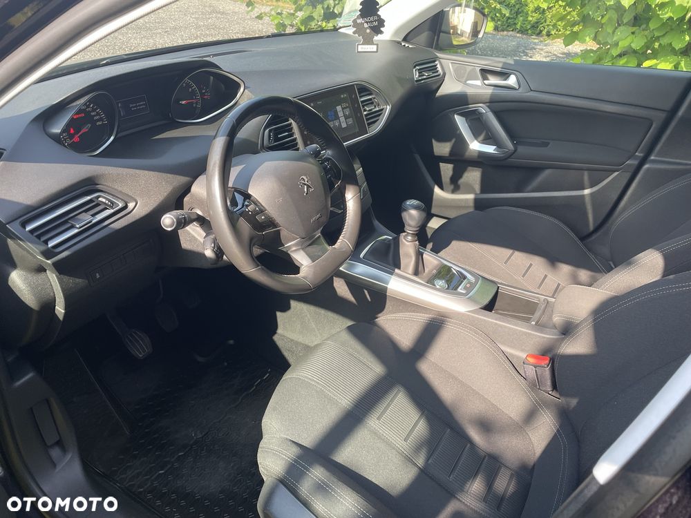 Peugeot 308 - 5