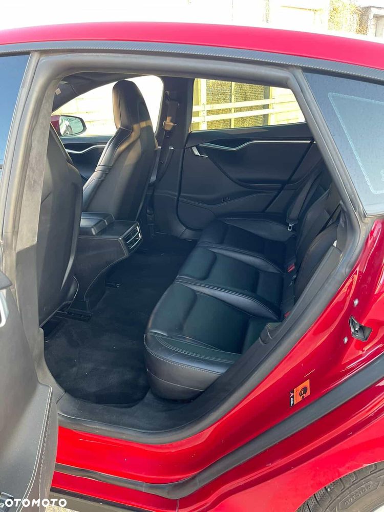 Tesla Model S Dual Motor Allradantrieb Performance - 15
