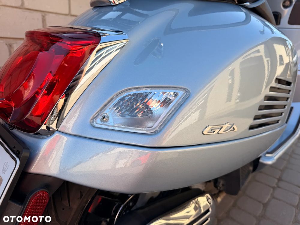 Vespa GTS - 5