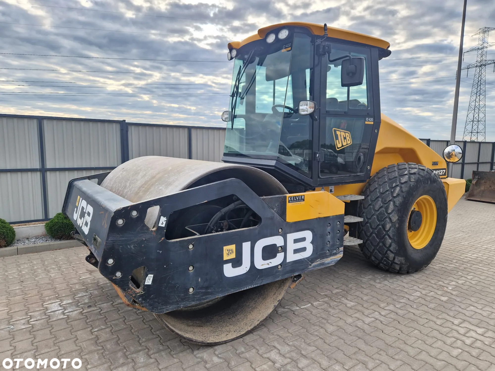 JCB Vibromax VM 137 D * 2015r. * walec do gruntu * - 30