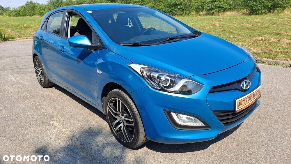 Hyundai i30 1.4 Intro Edition - 16