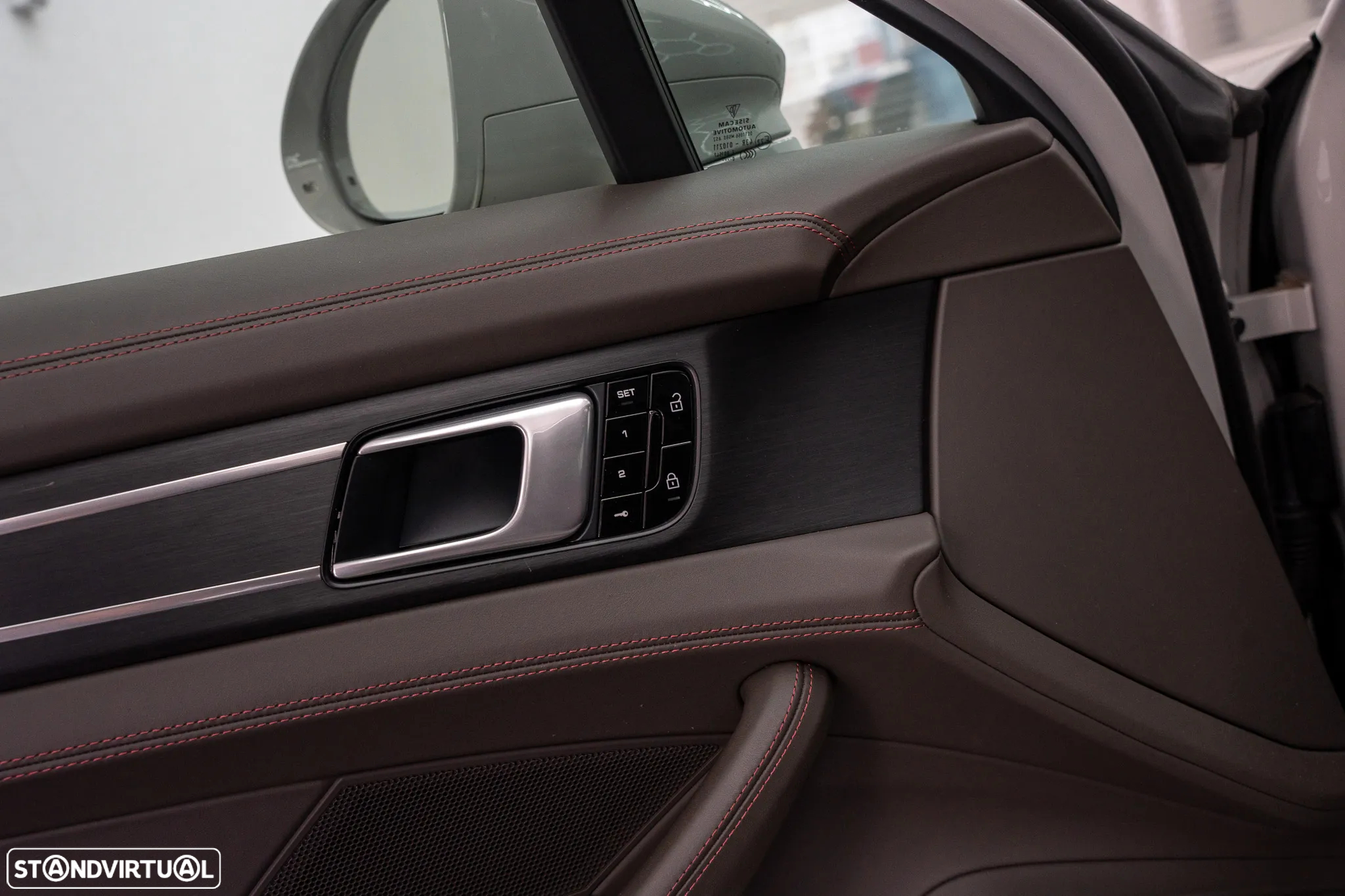 Porsche Panamera Sport Turismo 4S E-Hybrid - 16