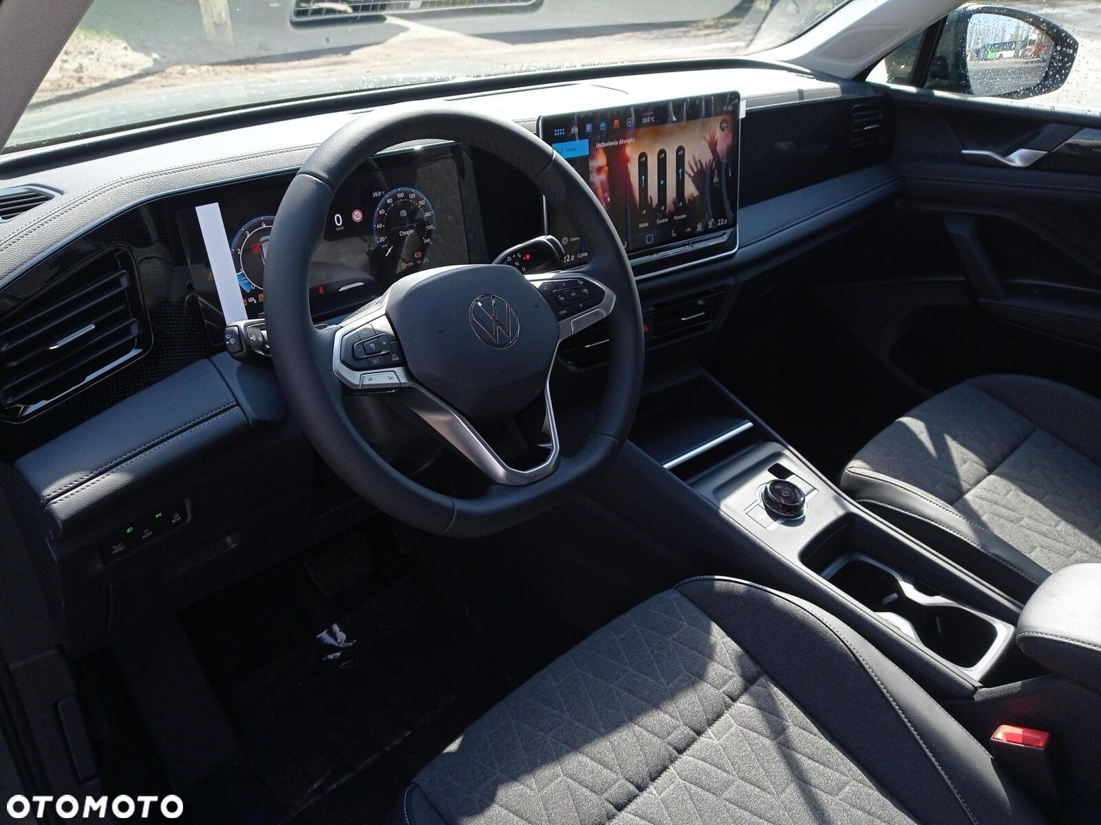 Volkswagen Tiguan - 9