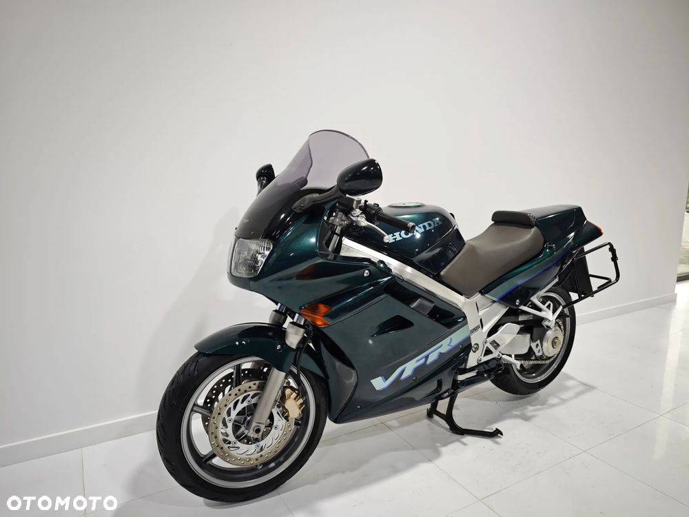 Honda VFR - 7
