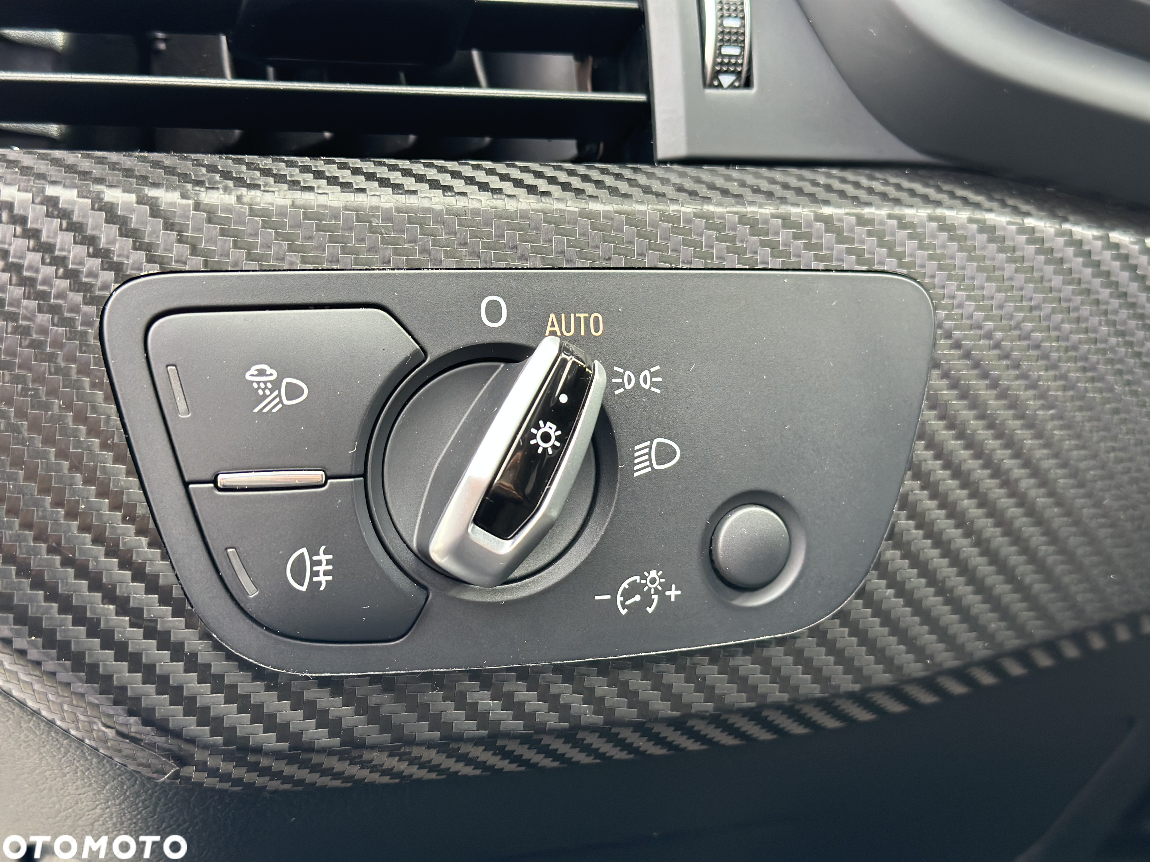 Audi A4 2.0 TDI Quattro Design S tronic - 23