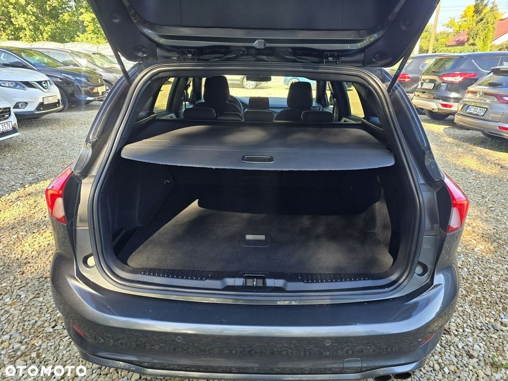 Ford Focus - 30