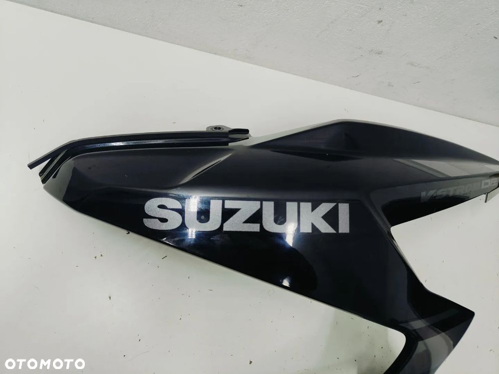 Owiewka Prawa Przód Suzuki 1050 V-Strom - 3