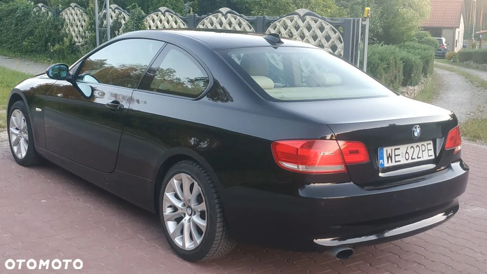 BMW Seria 3 320d - 5