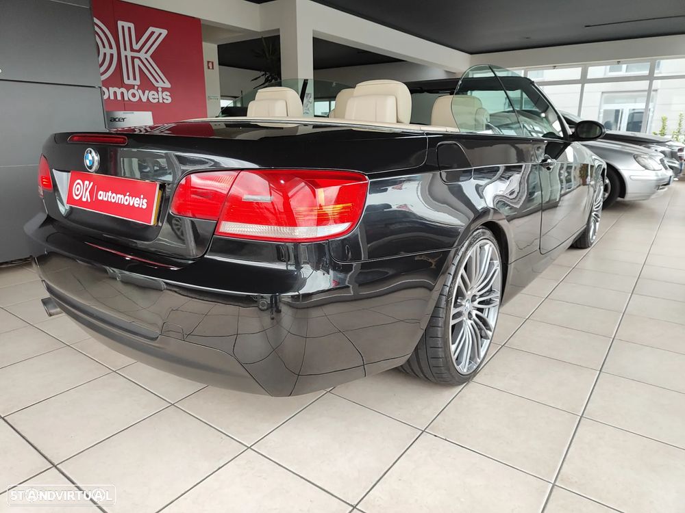 BMW 320 i M Sport Edition - 11