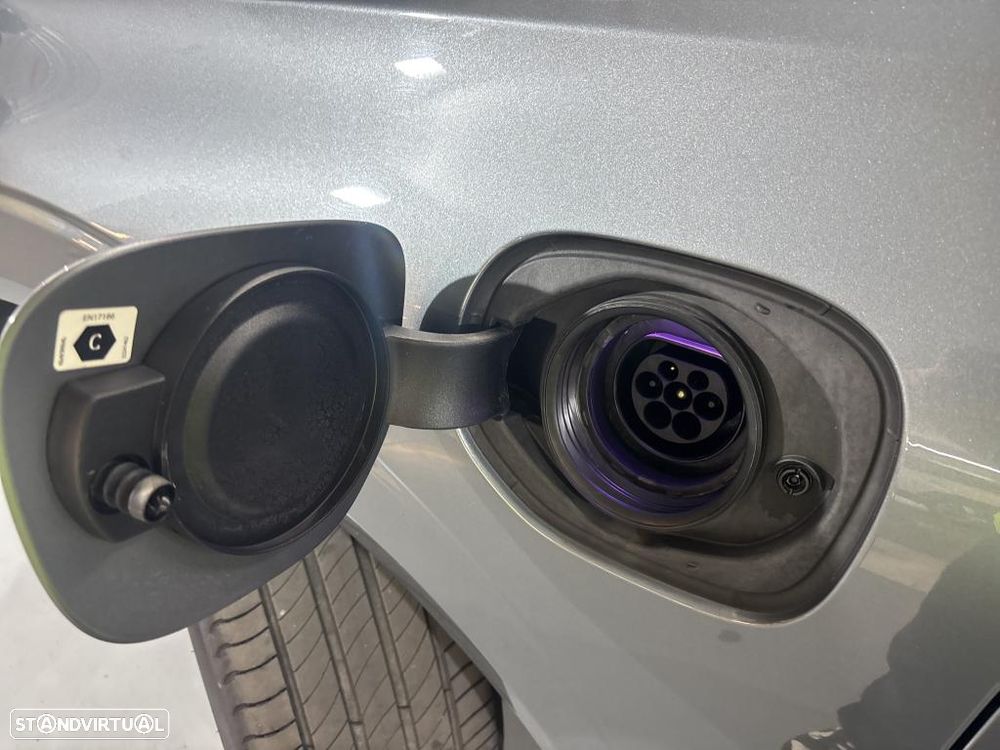 Volvo XC 60 2.0 T8 PHEV Inscription AWD - 10