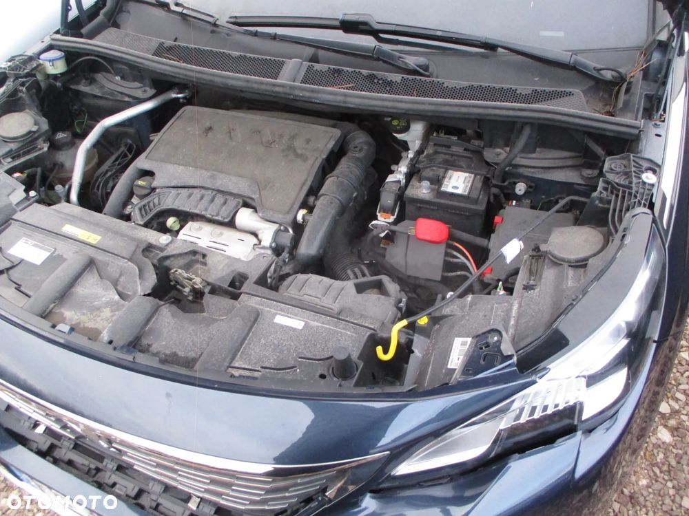 Peugeot 5008 PureTech 130 EAT8 Stop & Start Active - 18