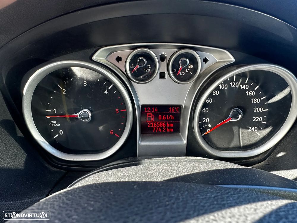 Ford Focus SW 1.6 TDCi Connec. - 12