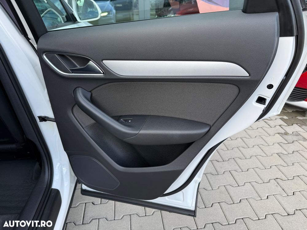 Audi Q3 1.4 TFSI Stronic - 22
