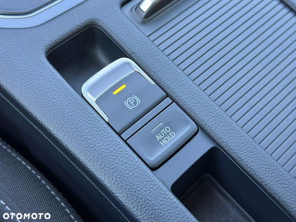 Volkswagen Passat 2.0 TDI EVO Business - 20