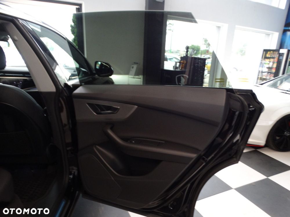 Audi Q8 - 30