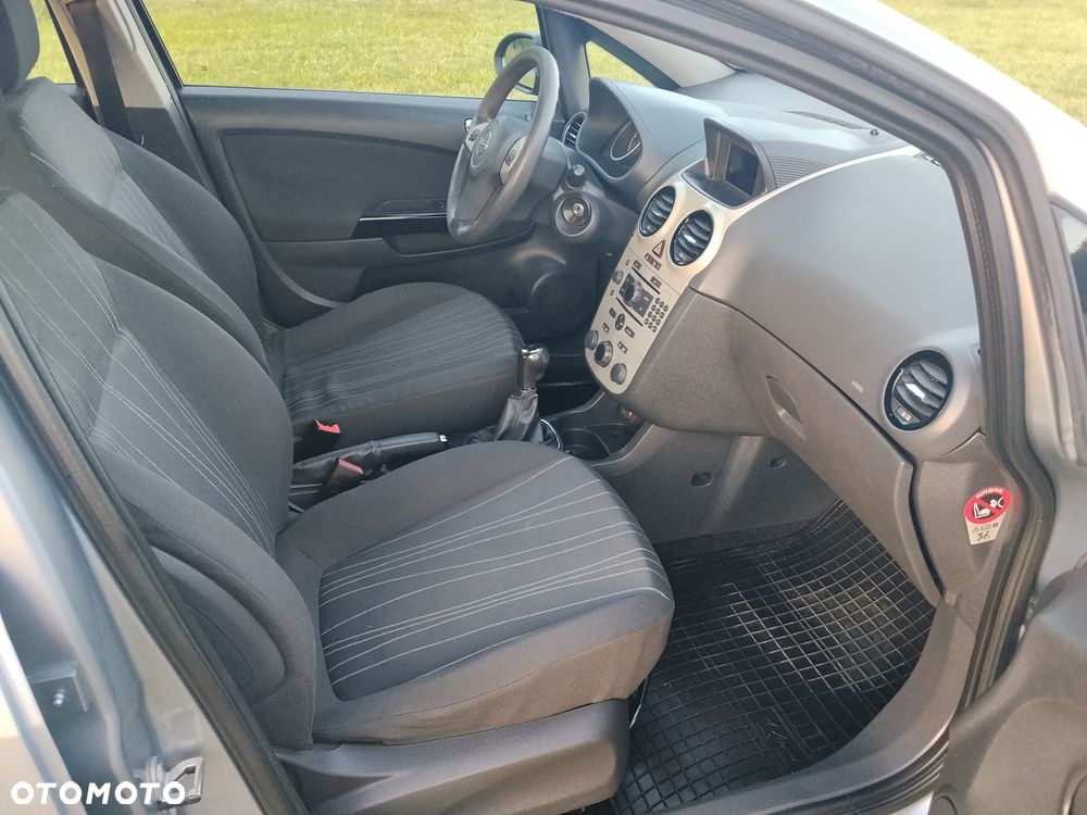 Opel Corsa 1.3 CDTI Enjoy - 11