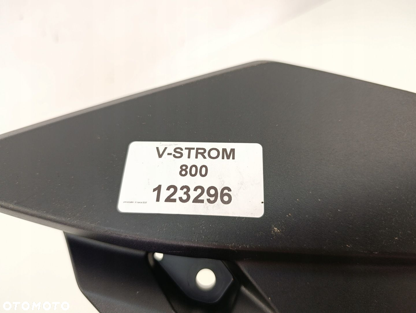 SUZUKI V-STROM 800 WYPEŁNIENIE PRAWE - 5