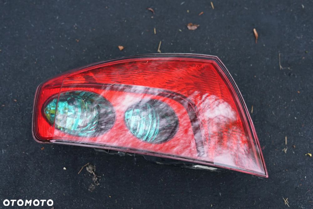 Lampa tył tylna lewa Peugeot 407 Sedan - 1