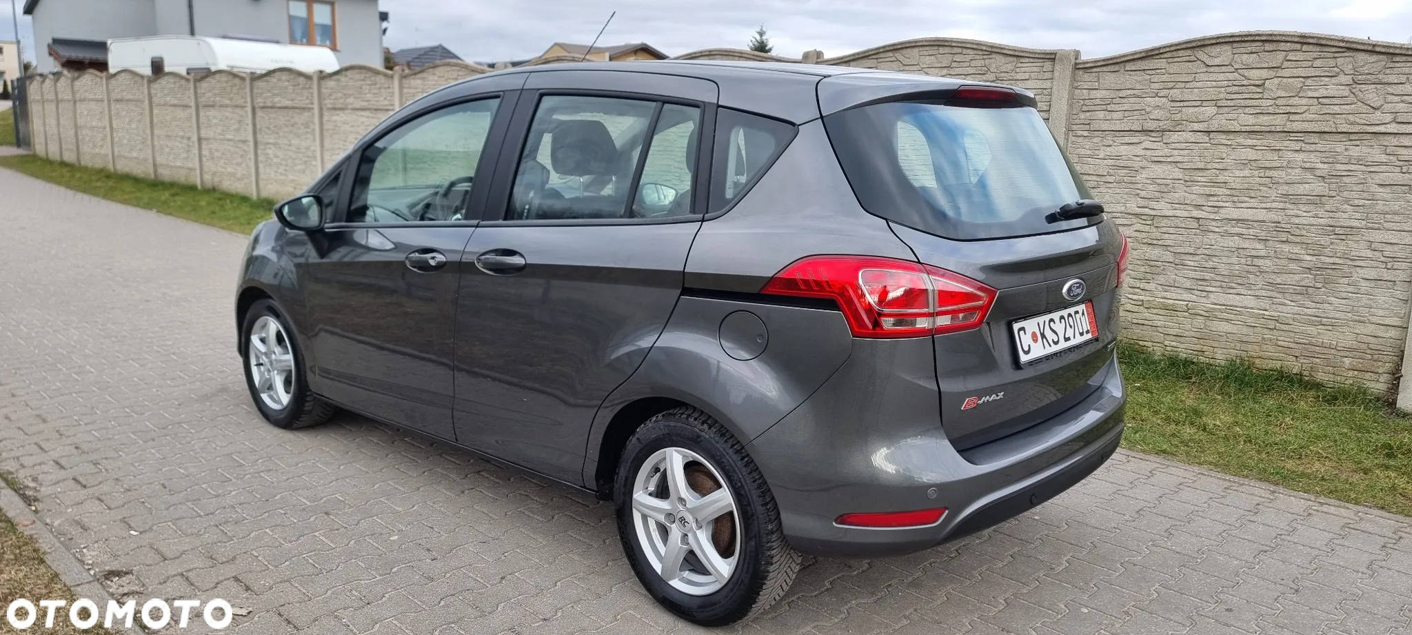 Ford B-MAX - 12