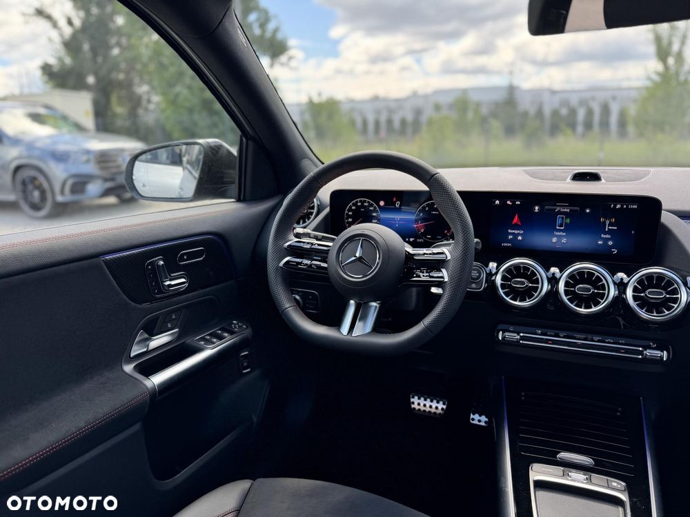 Mercedes-Benz GLA 200 mHEV AMG Line 7G-DCT - 13