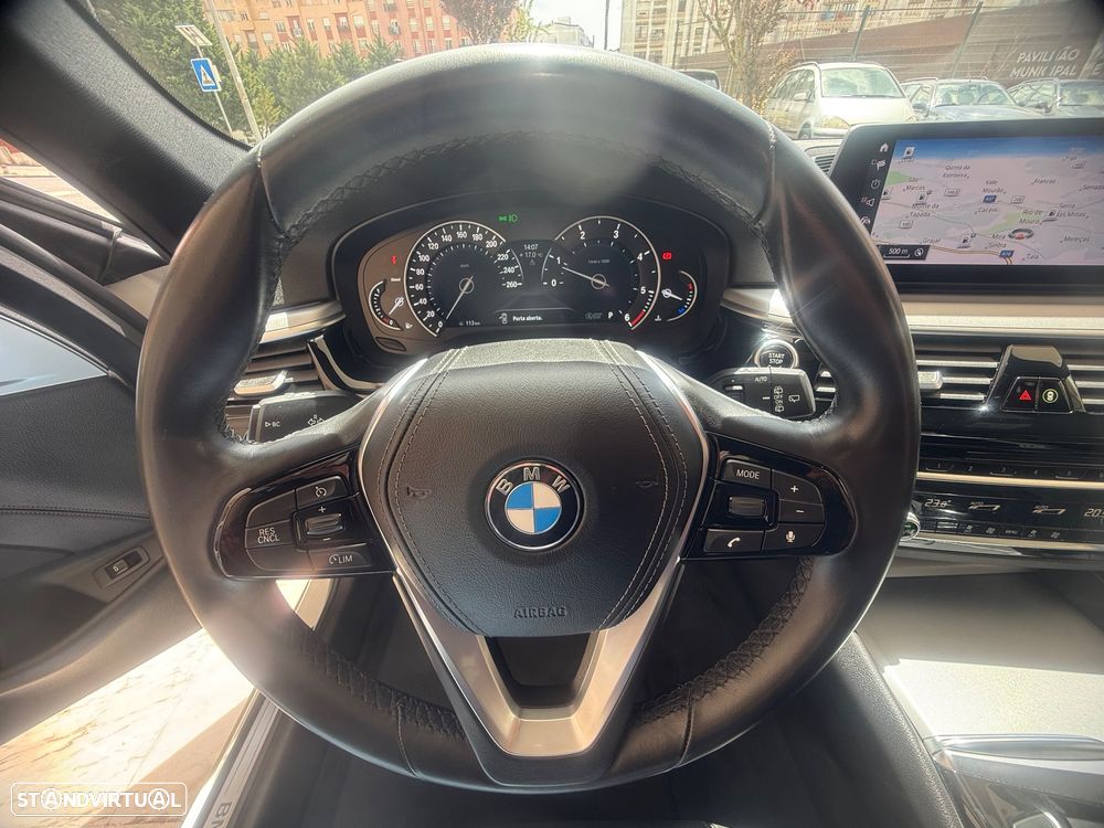 BMW 520 d Line Luxury Auto - 26