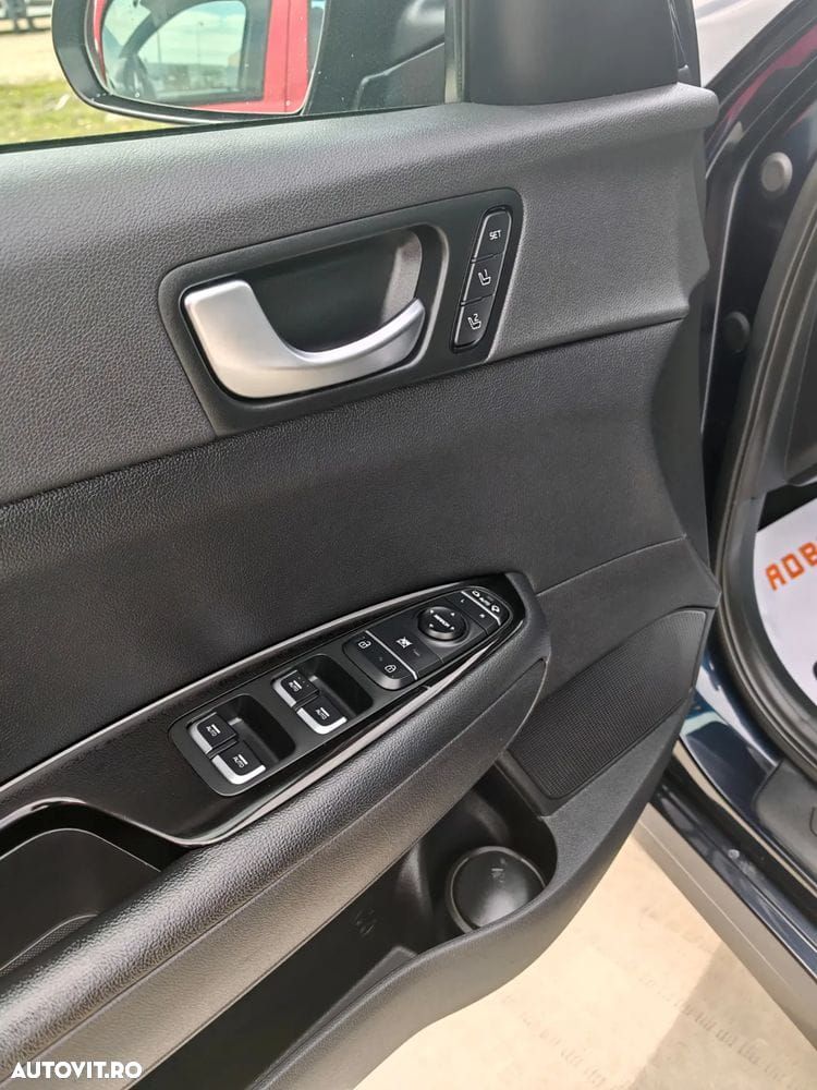 Kia Optima 1.7 DSL 7DCT Comfort - 23