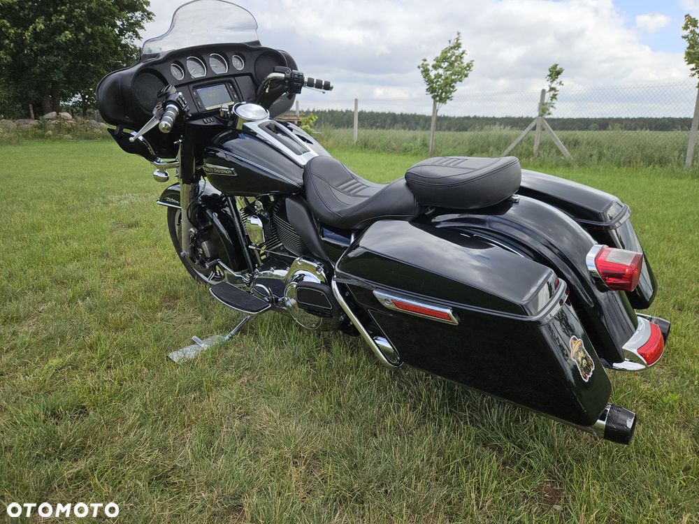 Harley-Davidson Electra - 16