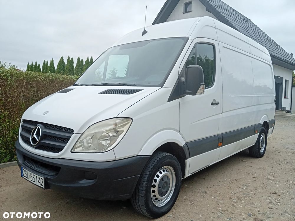 Mercedes-Benz Sprinter - 31