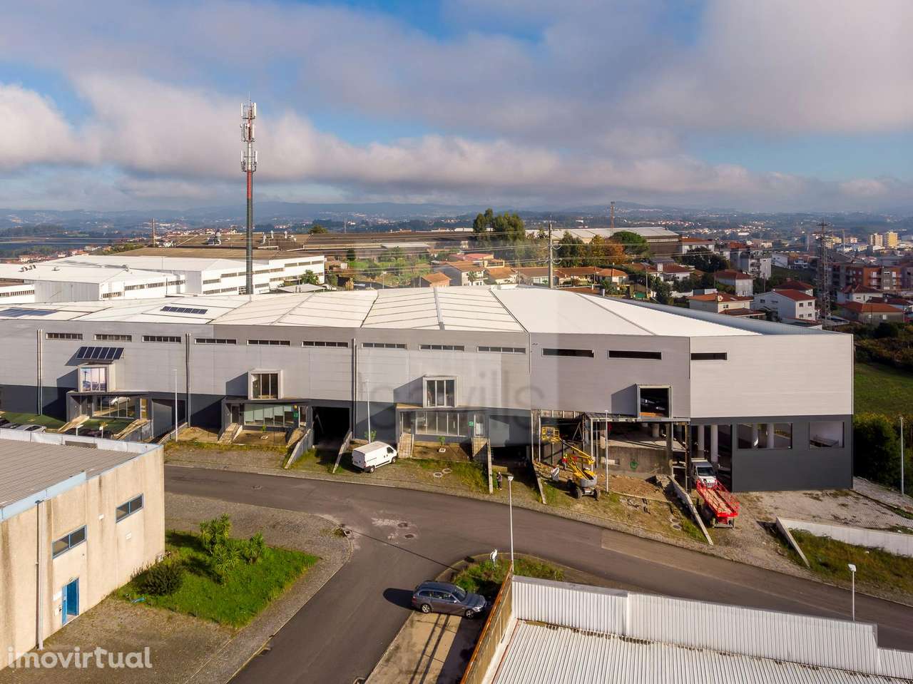 Armazéns Santo Tirso - ZI da Poupa 2 - Grande imagem: 4/28