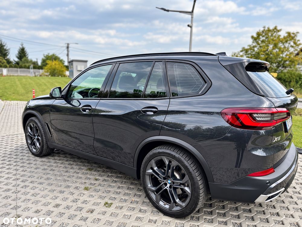 BMW X5 xDrive40d mHEV - 8