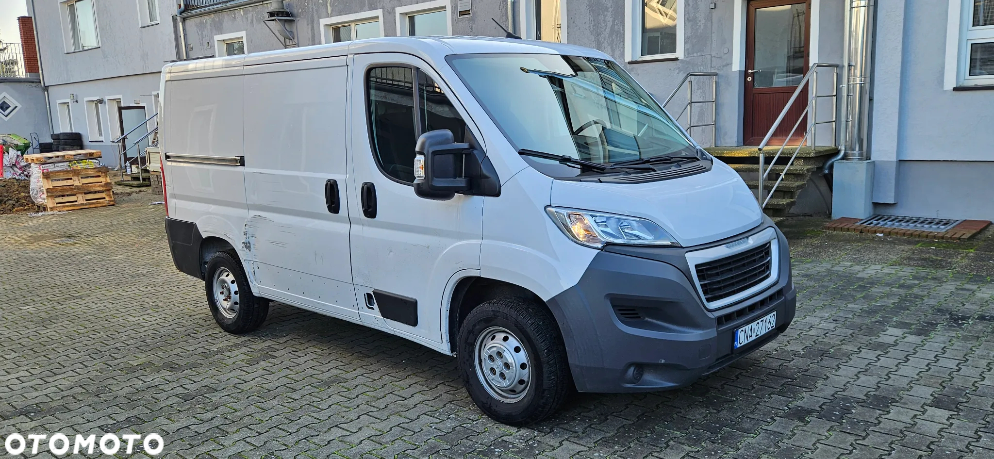 Peugeot Boxer Kombi 330 BlueHDi L1H1 - 4