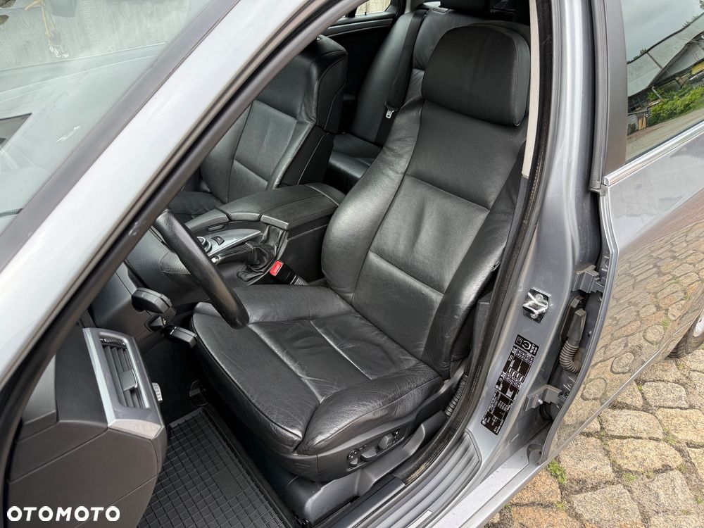 BMW Seria 5 - 24