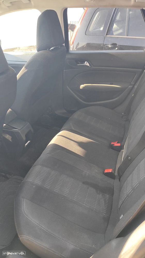Peugeot 308 - 7