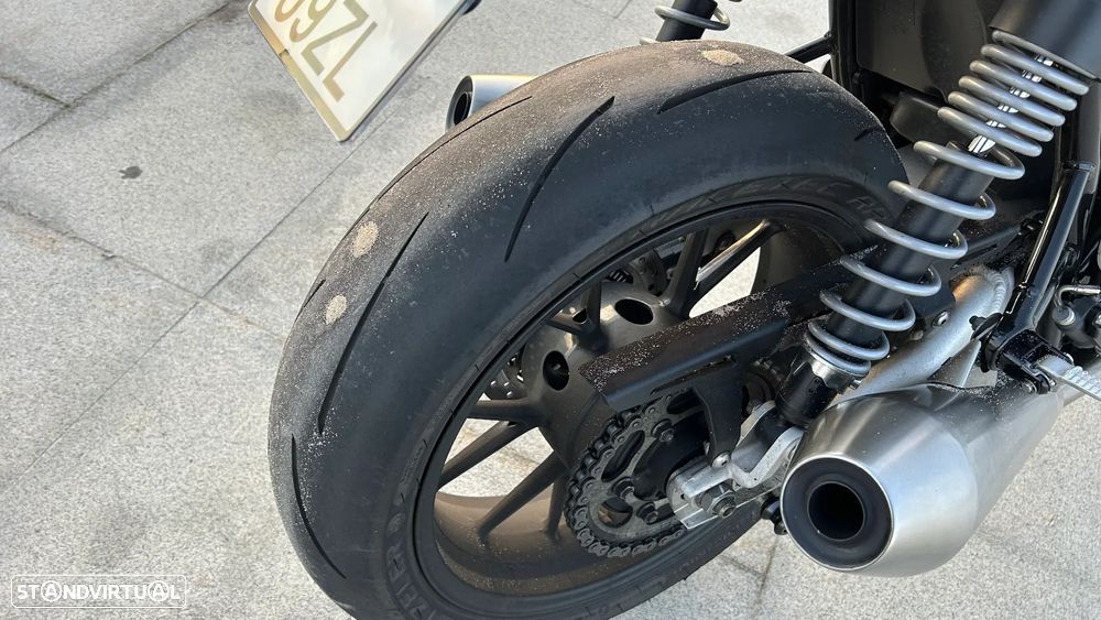 Triumph Speed Twin 1200cc Bonneville (2nd Gen) - 11