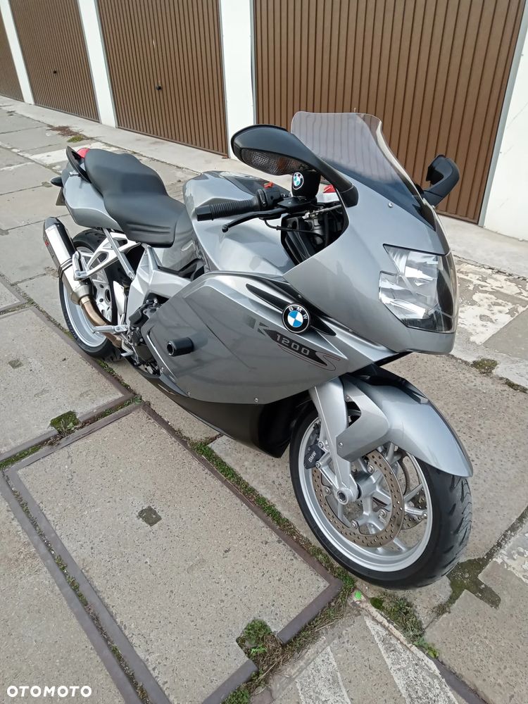 BMW K - 9
