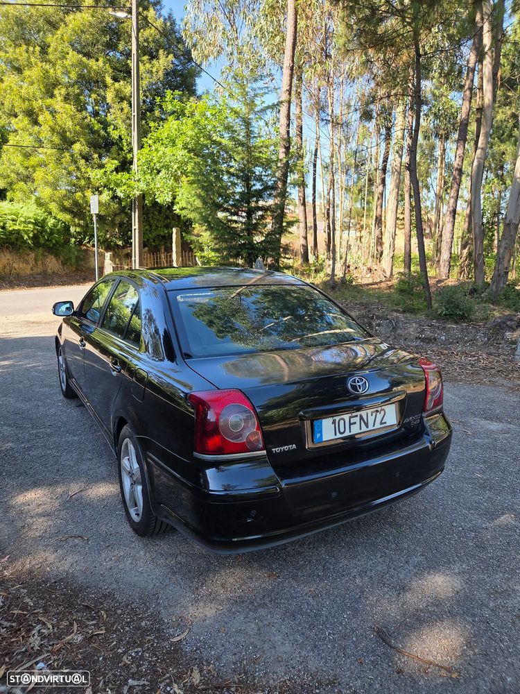 Toyota Avensis SD 2.2 D-4D Sol - 3