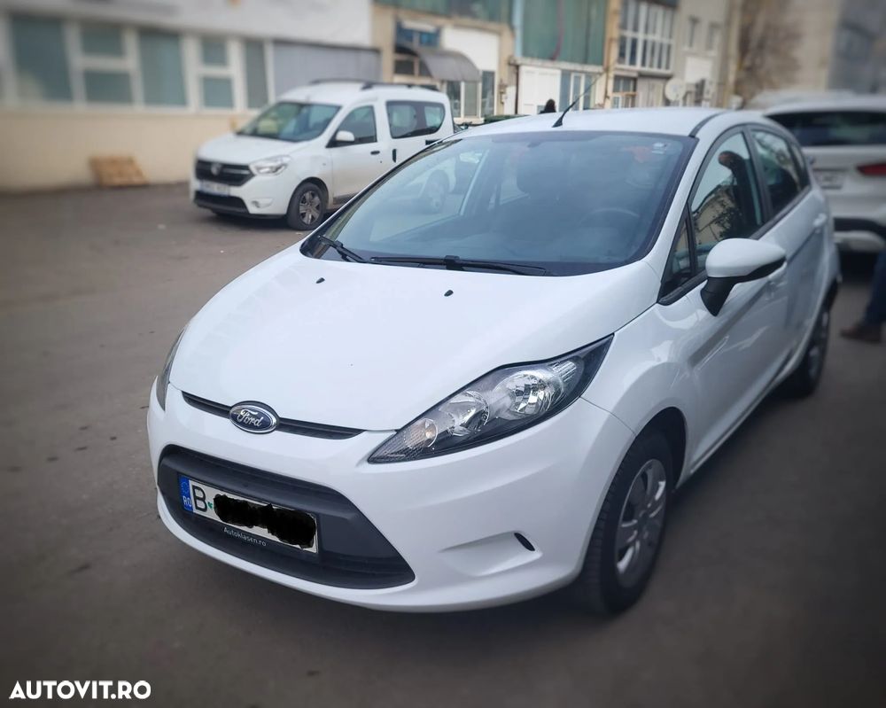 Ford Fiesta - 2