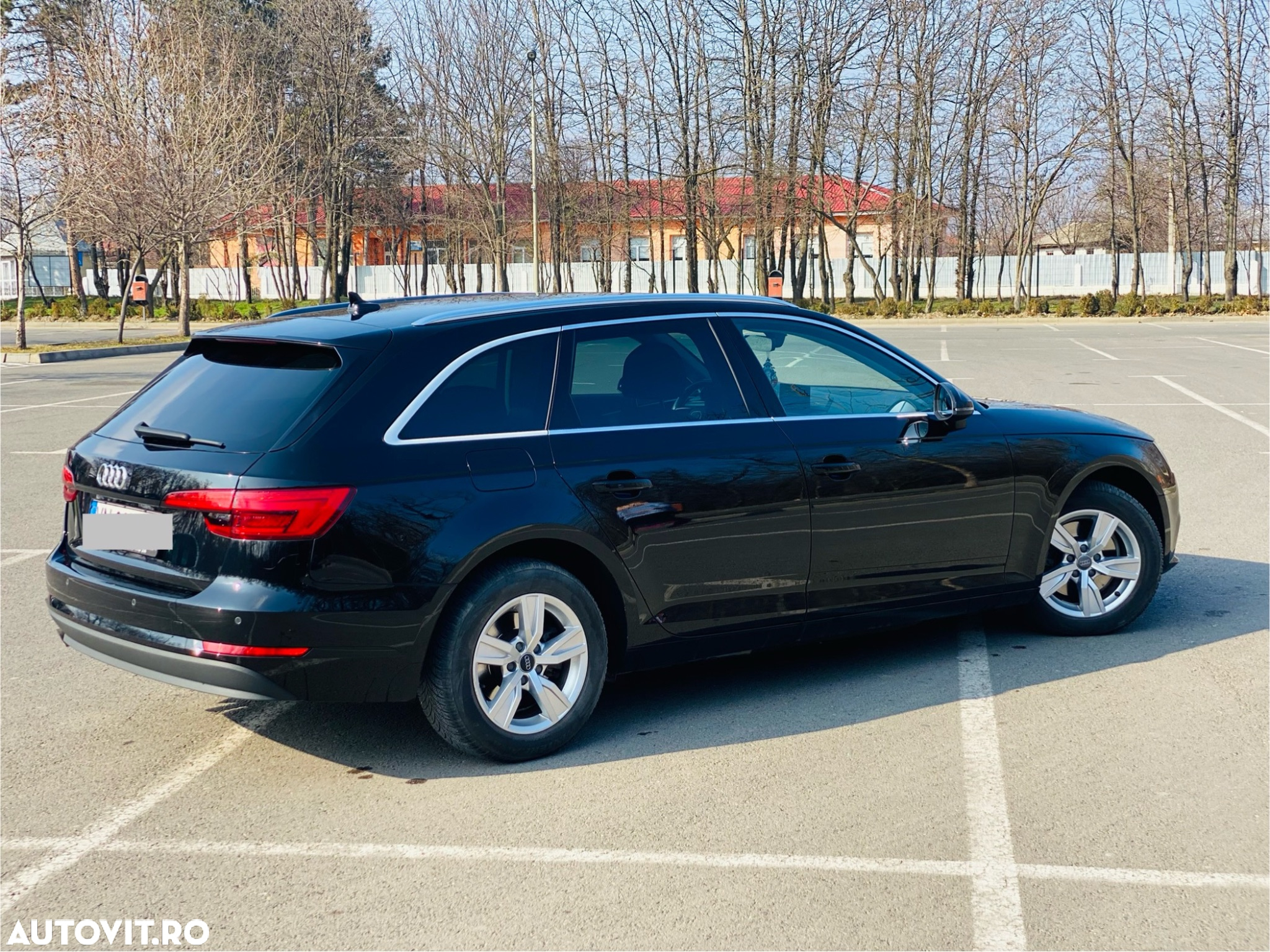 Audi A4 Avant 2.0 TDI S tronic - 17
