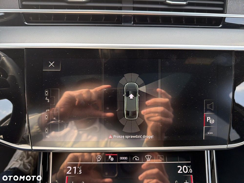 Audi A8 - 30