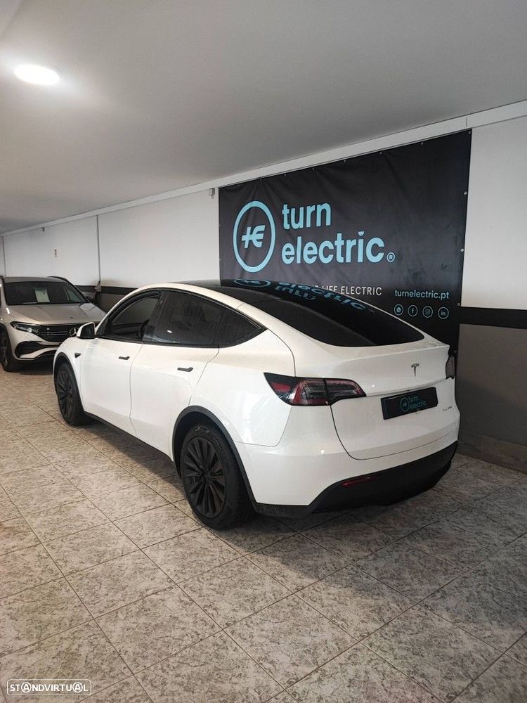 Tesla Model Y Long Range Dual Motor AWD - 5